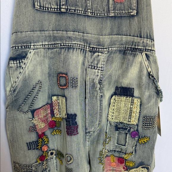 NWT Blue Velvet Wildflower Roads Embroidered Denim Overalls Size L Boho Vintage - Picture 4 of 16